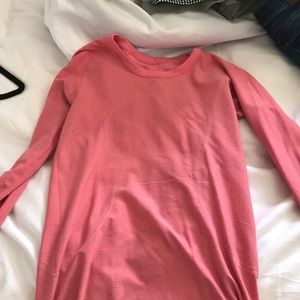 Lululemon top